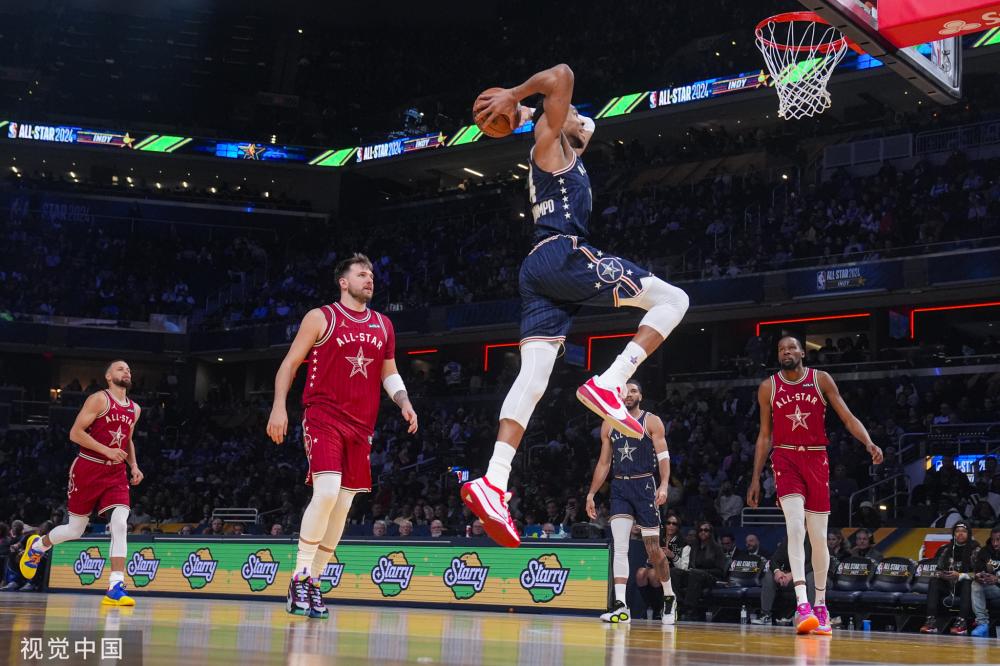 一个深刻的 一个深刻的