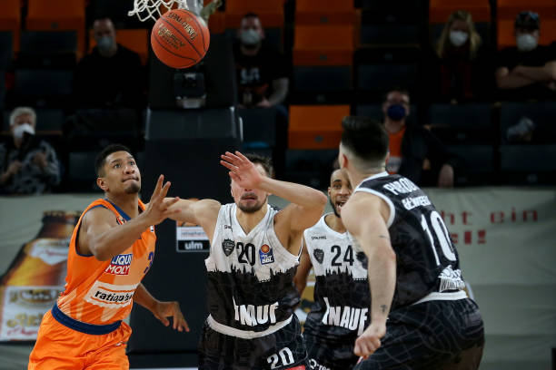 但随着战术 但随着战术